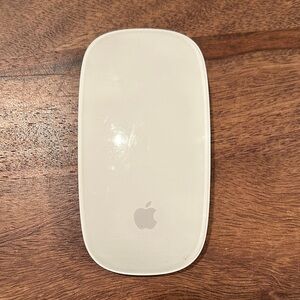 Apple White Magic Mouse